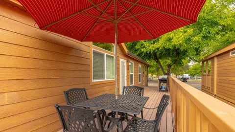 2 Bedroom Cottage — image 2 of 14