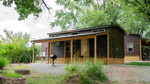 Boo Boo™ Bungalow — image 1 of 9