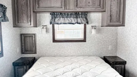 The Birch – 2-Bedroom Resort Cottage — image 2 of 14