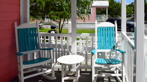 Elite One Bedroom Cottage — image 11 of 11