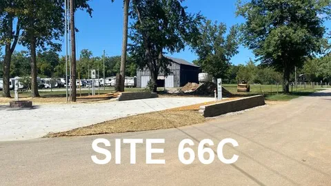 Premium Buddy Site Farmside Back-In — image 2 of 4