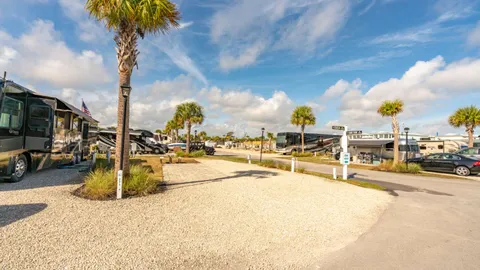 Premium Corner Full Hookup RV Site — image 1 of 3