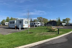 Cottonwood RV Park – photo 2