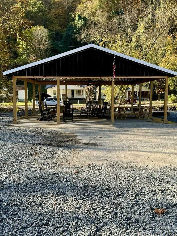 Hillbilly Rentals Resort & Campground - Wilkinson, WV - Photo 4