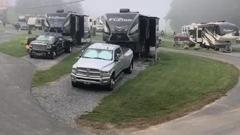 Premium RV Pull Through — image 2 of 2