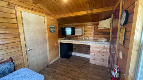 Cozy Cabin — image 2 of 6
