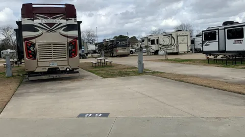 Oversize Full Hookup Pull Through RV Site — image 1 of 2