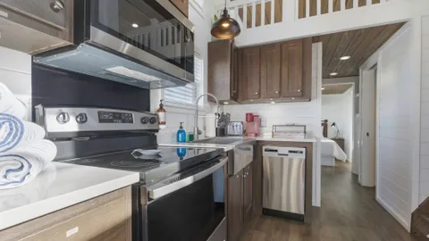 Tiny Home 217 - Grace's Joy — image 2 of 24