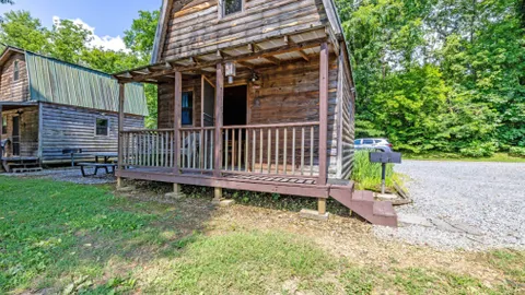 Rustic Cabin — image 1 of 7