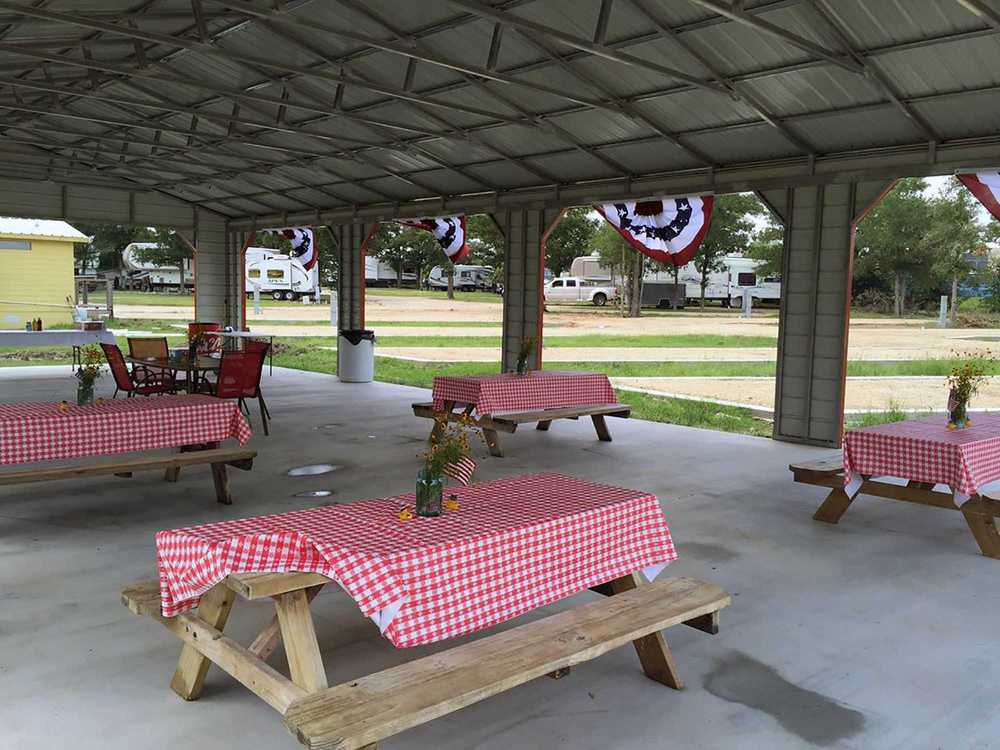 Great Escapes RV Resort - Austin Oaks - Photo 5