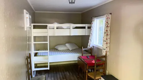 Tiny Cabin — image 2 of 4