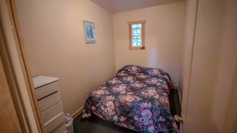 3 Bedroom Chalet — image 2 of 12
