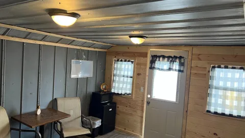 Getaway Rustic Cabin — image 2 of 3