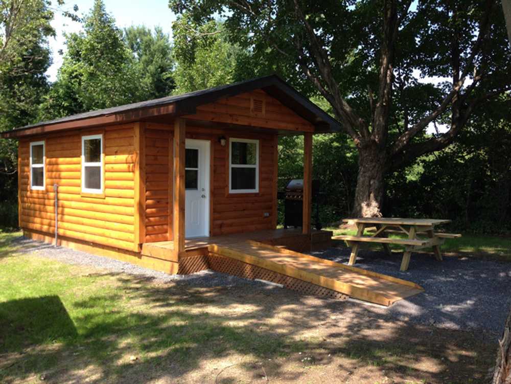 Charlottenburgh Park, South Glengarry, Ontario - Photo 2