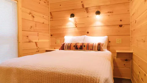 Sycamore Loft Cabin — image 2 of 16