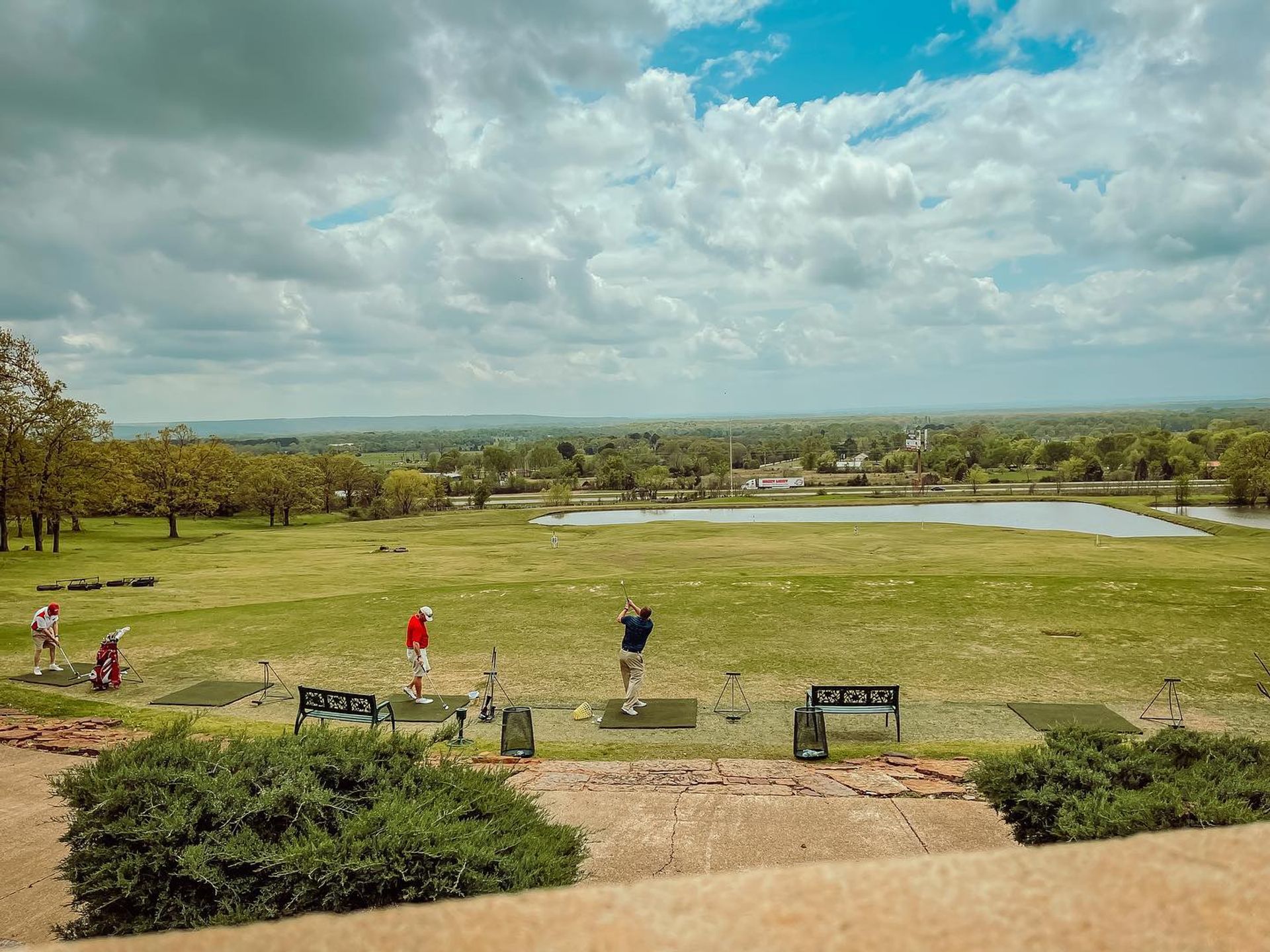Eagle Crest Golf and RV Park