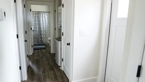 Deluxe Cottage — image 2 of 24