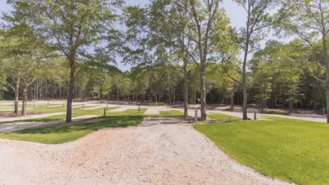 Premium Back-in RV site 30/50 — image 2 of 4