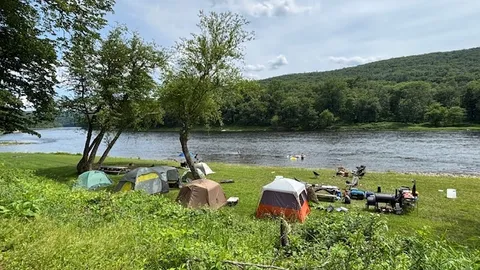 Prime Riverfront Tent Site — image 2 of 7