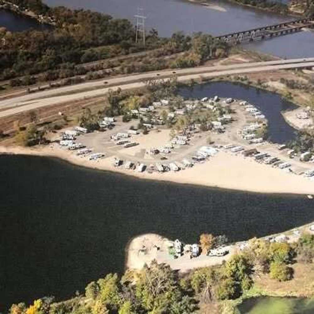 Merritt's Beach RV Park - Plattsmouth, NE - Main Photo