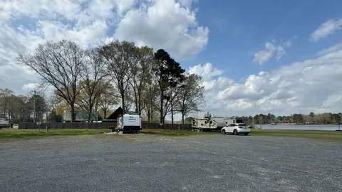 30/50 Amp Premium Waterview Site — image 1 of 1