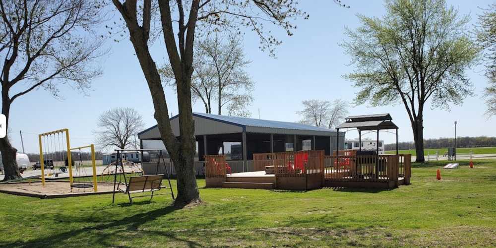 Kamper Kompanion RV Park - Photo 4