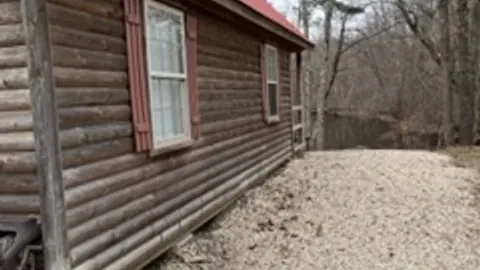 Standard Cabin — image 2 of 4
