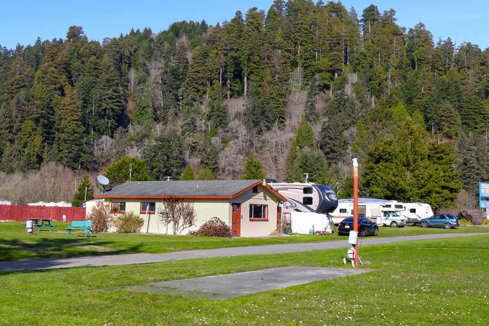Riverside RV Park, Klamath, CA - Photo 4