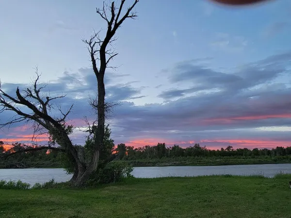 Rivers Edge RV Park, Fort Macleod, Alberta campground