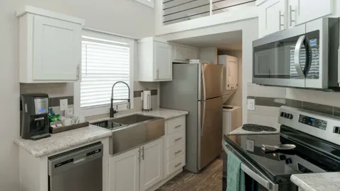 Standard Loft Cottage — image 12 of 12