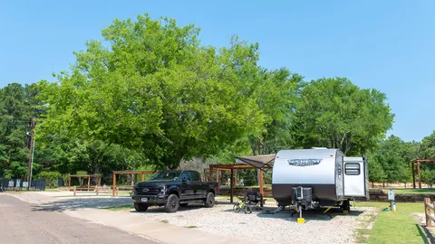 Preferred Premium Back-In RV Site — image 5 of 5