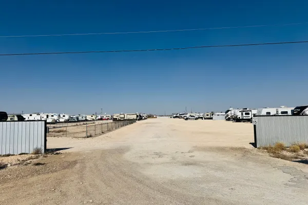 Lantern RV Park – photo 1
