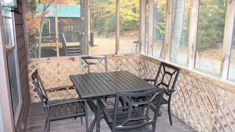 Premium Lodge - 1 Bedroom w/ Loft — image 6 of 6