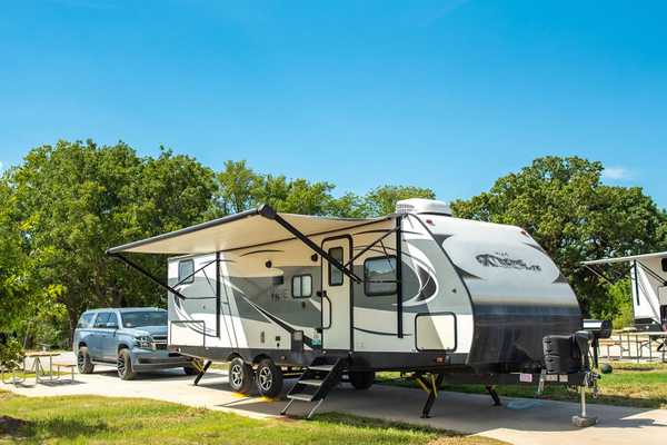 Red Carpet Pull-Thru RV