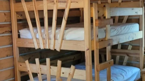 Deluxe Cabin — image 2 of 5