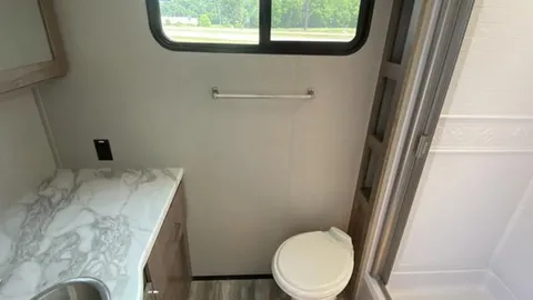 RV Rental 2 — image 5 of 5
