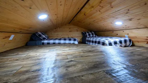 Logan Lodging - Cabin 1 - Country Bumpkin — image 2 of 8
