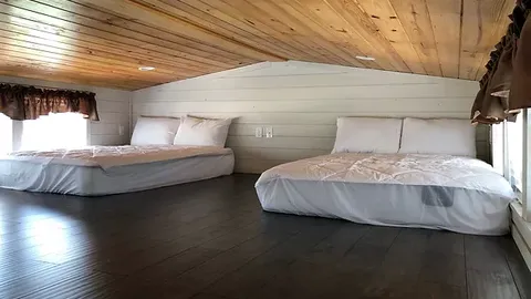 1 Bedroom Cottage with Loft Area (Q+2F) — image 10 of 10
