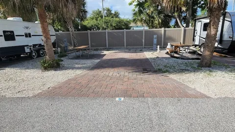 30/50 AMP ZONE D FULL HOOK UP RV SITE — image 1 of 3
