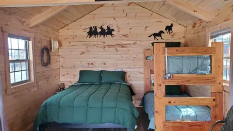 Rustic Cabin (Homestead) — image 5 of 5