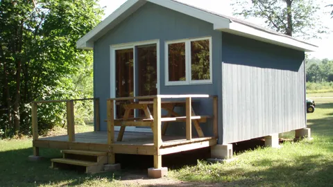 Camping Cabin — image 2 of 3