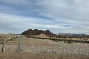 Around the Bend RV Park – photo 2