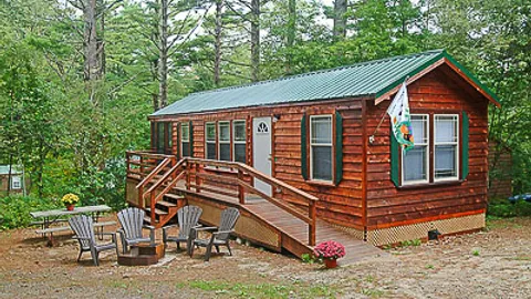 Cabin Style #4 2 Bedroom sleeps 4 — image 1 of 2