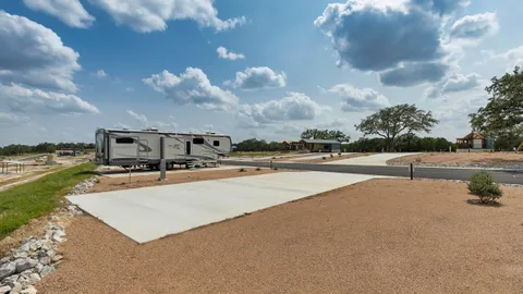 Deluxe RV Site - 317 — image 2 of 16