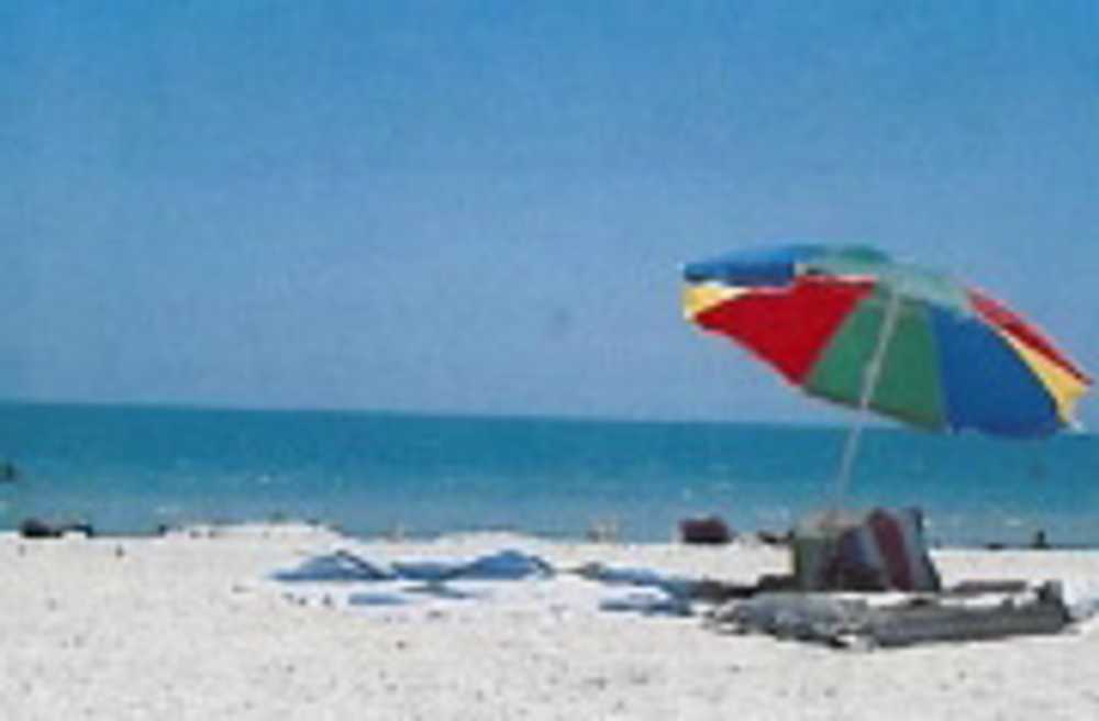 Southern Breeze, Ft. Myers, Florida - Photo 5