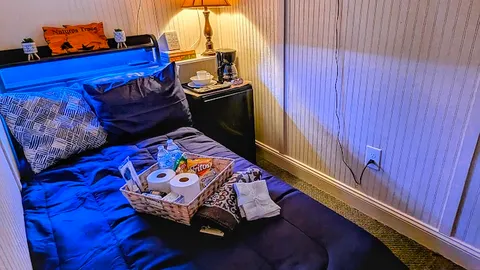 1B Private Room with Shared Bath (1 person max, no pets) — image 3 of 3