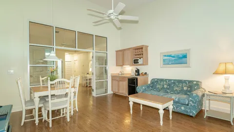 Hotel Deluxe Rental — image 1 of 9
