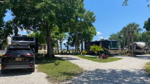 30/50 Amp, Deluxe Waterview, Full Hookup — image 1 of 17