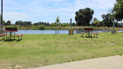 River Front Deluxe FHU — image 15 of 15
