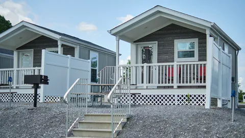 Primitive Cabin — image 1 of 6